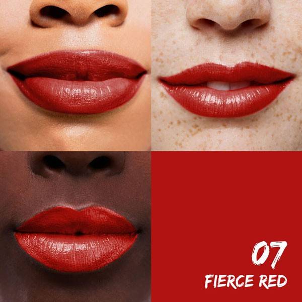Exemple application pour le rouge à lèvres hydratant 07 Fierce Red  Santé
