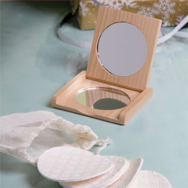 Beech wood pocket mirror 7 x 7 - Ambience view