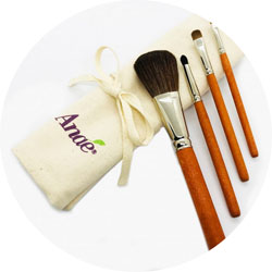Organic cotton make-up bag with 4 brushes - Anaé